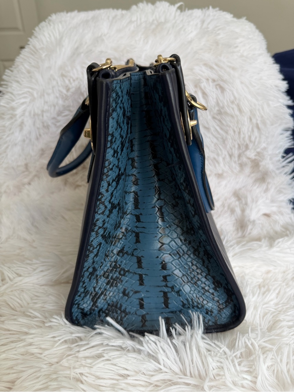 NWOT Coach Crosby Carryall Navy Blue Colorblock Leather Crossbody Satchel Tote - Picture 6 of 13
